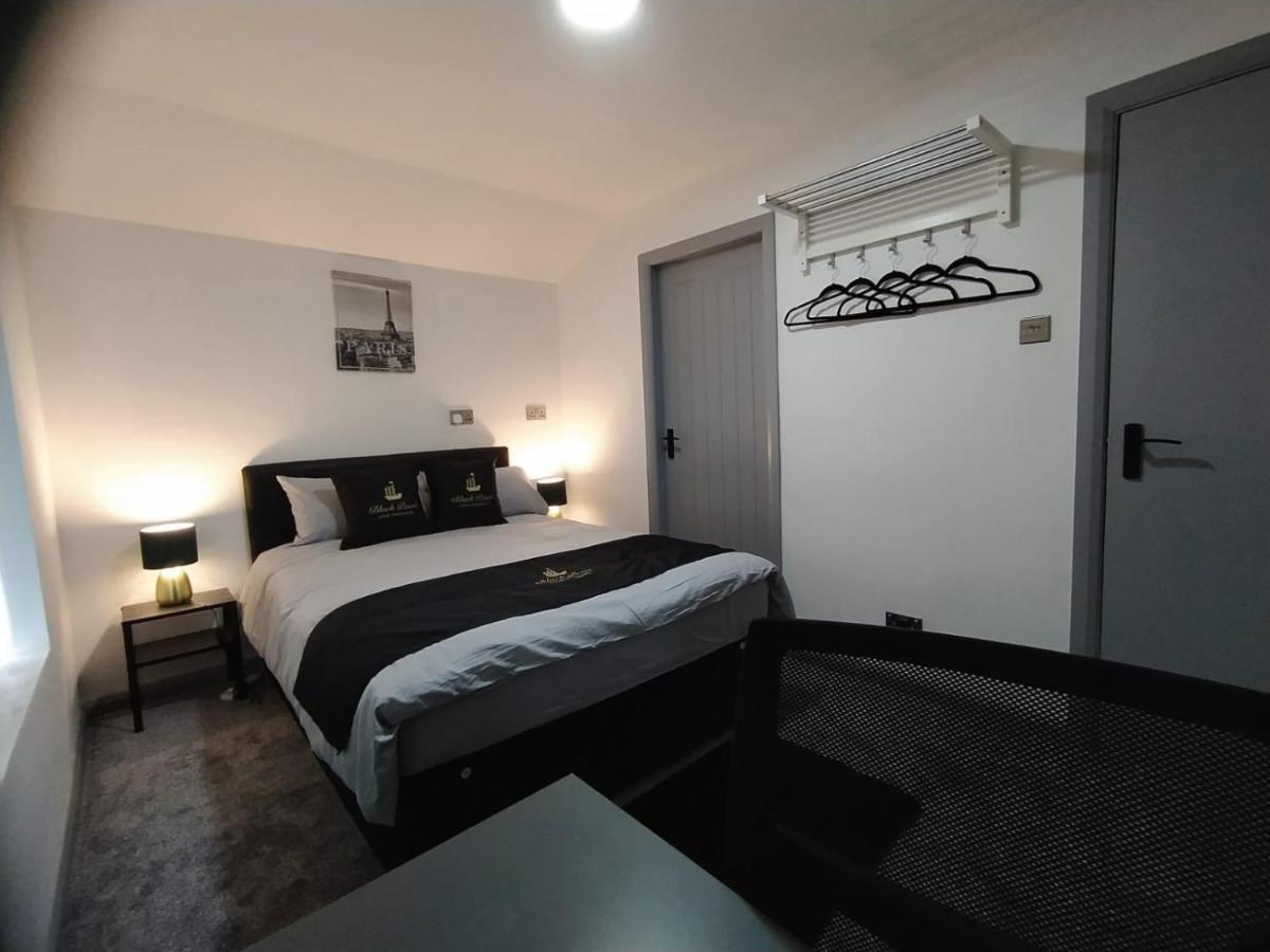 Black Pearl Luxury Apartments Blackpool Exterior photo
