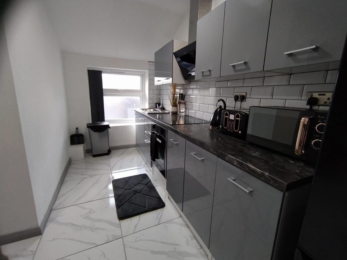 Black Pearl Luxury Apartments Blackpool Exterior photo